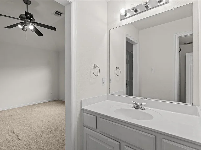 2304 Village View Loop — Photo 31