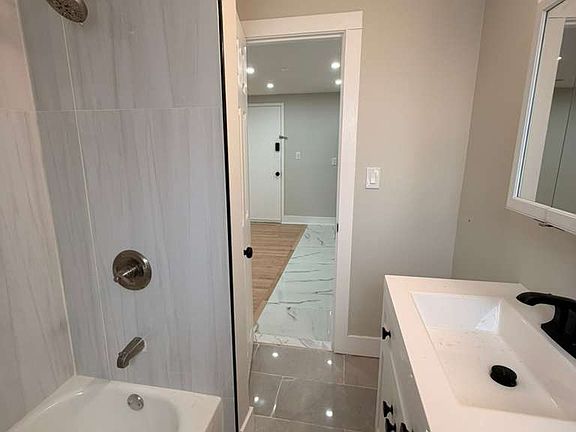 3rd image of 110 Maltby St #8B