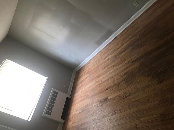 3rd image of 3224 Gobel Ave APT 4