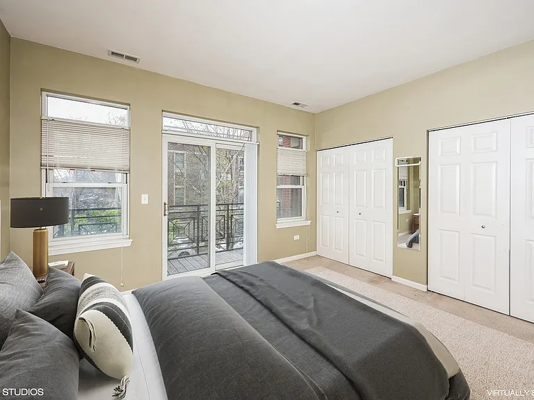758 W 15th St #2A — Photo 6
