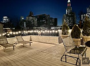 98 Lafayette Ave #2, Brooklyn, NY 11217