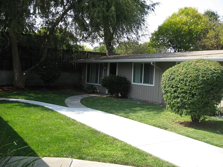 2323 San Juan Ave #3 — Photo 12
