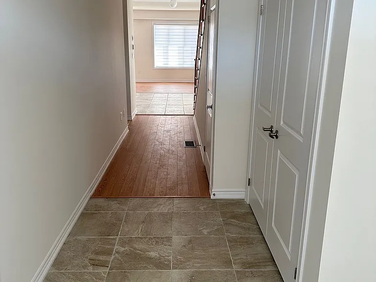 34 Durham Ave — Photo 4