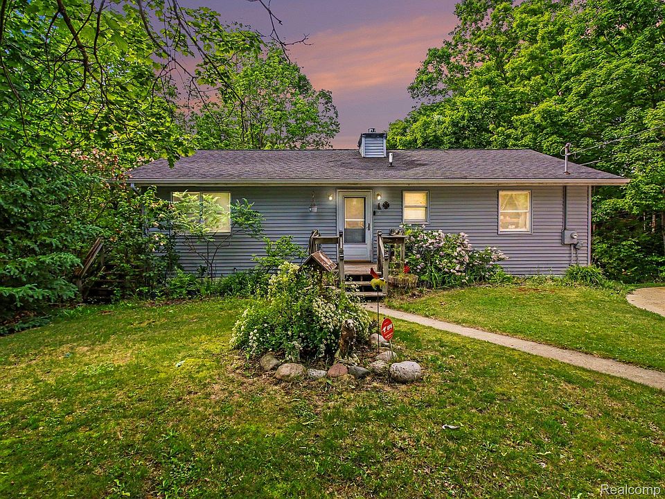 1st image of 3621 Atkins Rd