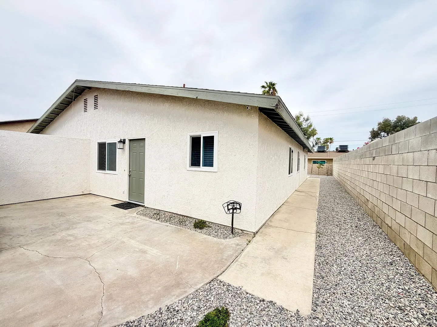 Available Now!! 3 Bedroom/ 2 Bathroom Duplex In Cathedral City! — Photo 3