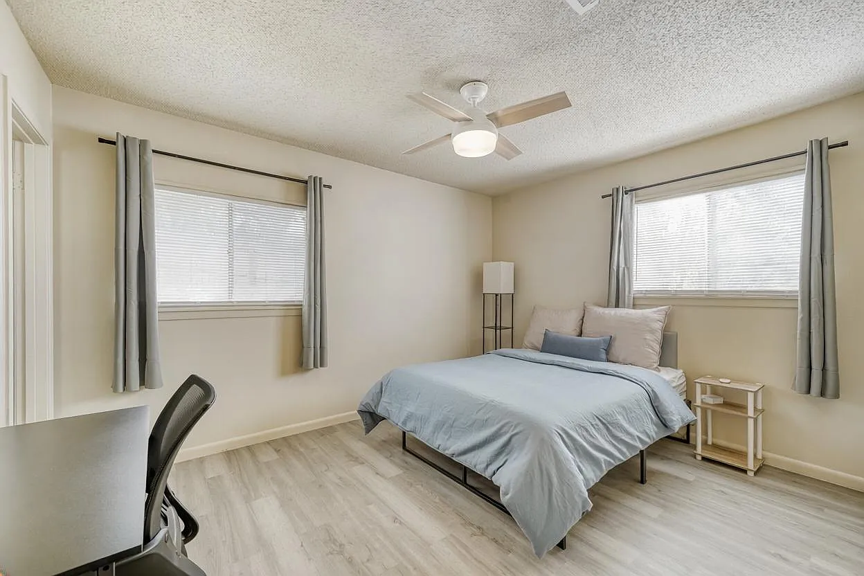 4 bed, 2.0 bath, 1190 sqft, $1,230 — Photo 1