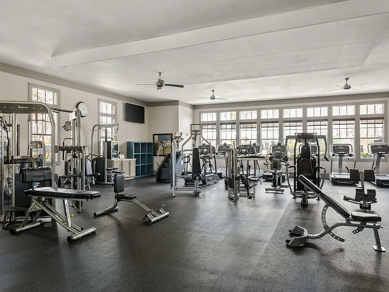 Village at Baldwin Park - Gym