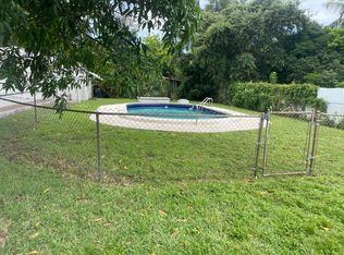 6221 SW 32nd St #3/2, Hollywood, FL 33023