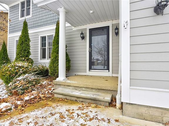 3rd image of 5606 Nantucket Dr