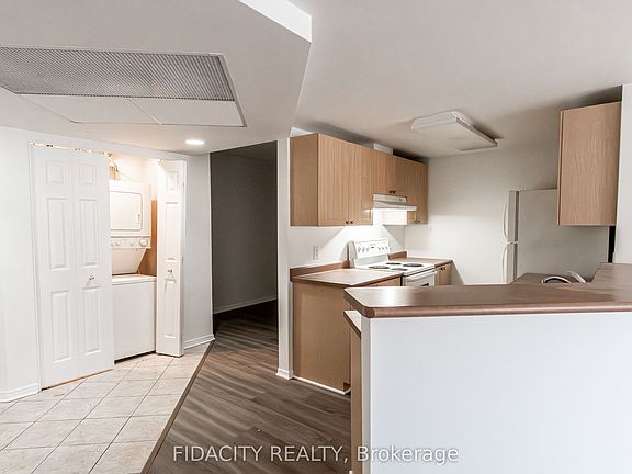 5th image of 310 Central Park Dr #2A