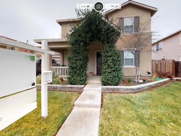301 Orange Blossom Ln, Patterson, CA 95363