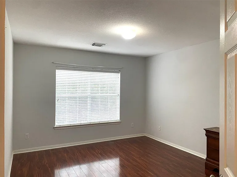 10231 Turrett Point Ln — Photo 12