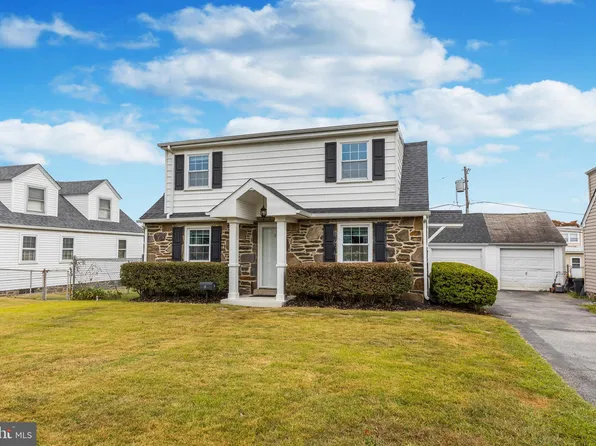 18 Sheridan Ln, Aston, PA 19014
