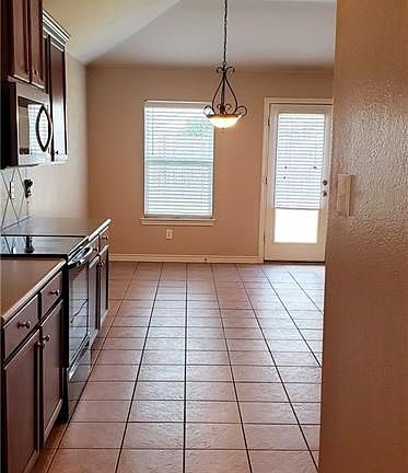 4th image of 1314 Iron Dale Dr