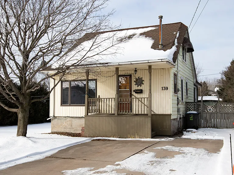 139 Carufel Ave — Photo 2