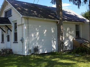 1615 S Center Street Ext, Grove City, PA 16127