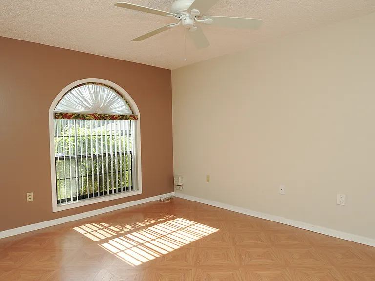 5805 Pauma Pl — Photo 2