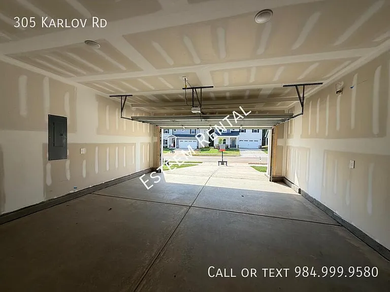 305 Karlov Rd — Photo 30