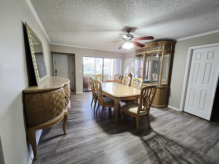 5582 Baywater Dr — Photo 5