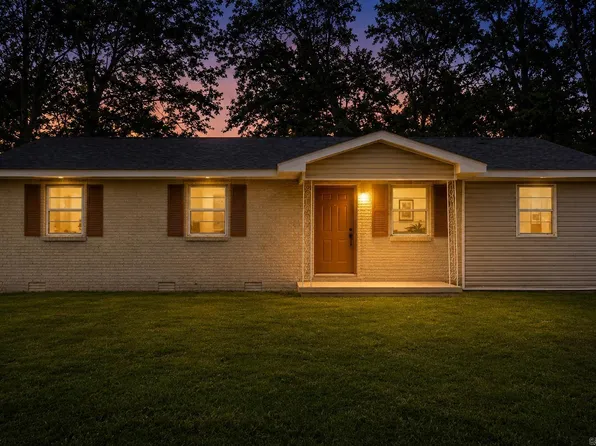 10 Parkridge Dr, North Little Rock, AR 72120