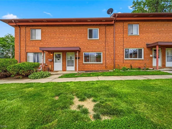 1694 Ridgewick Dr, Wickliffe, OH 44092