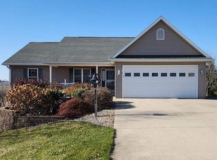 N2261 Richland Rd, Monroe, WI 53566