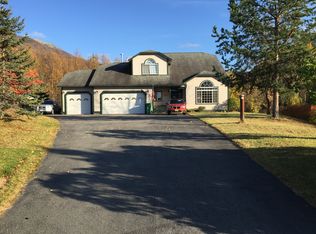 23425 Glenn Hill Cir, Chugiak, AK 99567