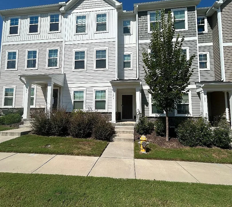 171 Garden Vine Trl