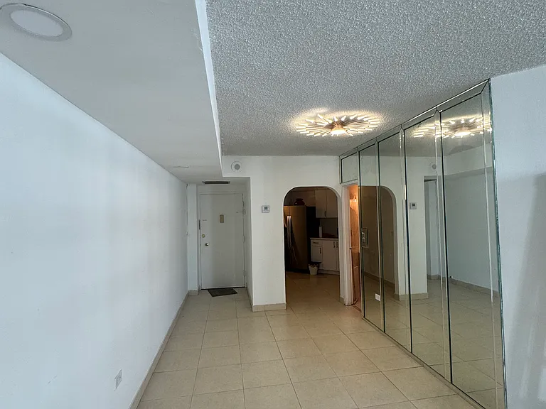 999 Brickell Bay Dr #1805 — Photo 32