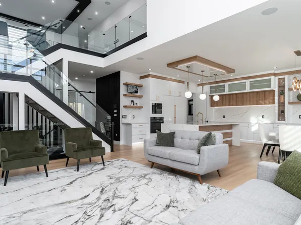 16511 8th St NW, Edmonton, AB T6T 1A4