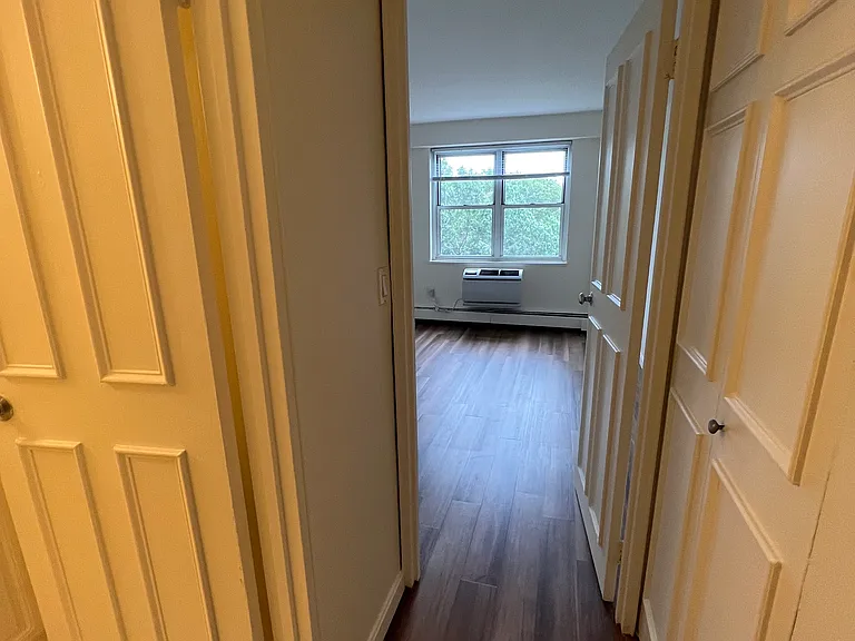 Freeman St — Photo 19