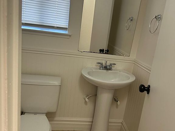 5th image of 5919 Sun Valley Way