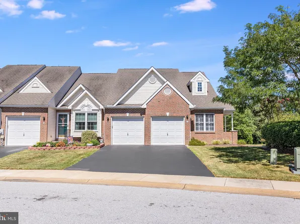 425 E Red Lion Dr, Bear, DE 19701