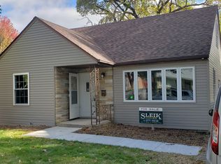 132 S May St, Joliet, IL 60436