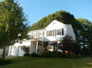 4233 Crosswinds Dr, Erie, PA 16506