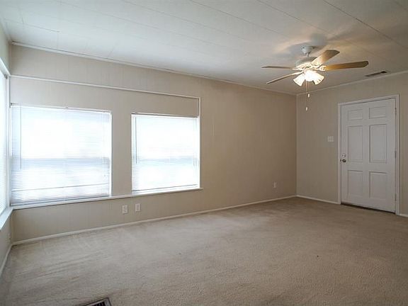 3rd image of 3825 Wemdon Dr