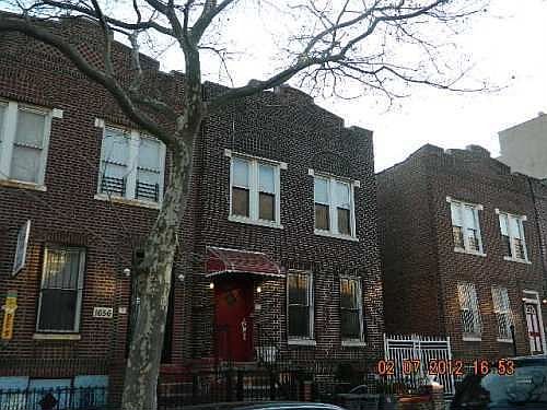 2nd image of 1654 Sterling Pl