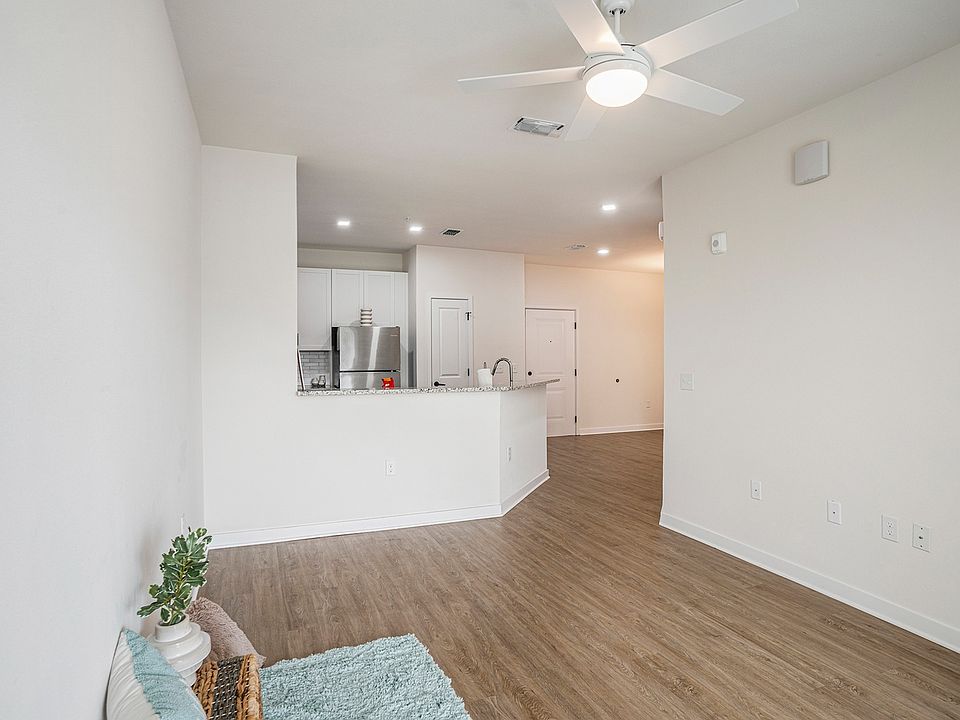 The Caroline 1906 Griffin Rd Lakeland FL Zillow