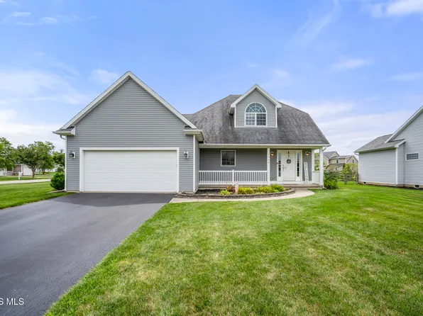 1954 Horseshoe Bend Dr, Perrysburg, OH 43551