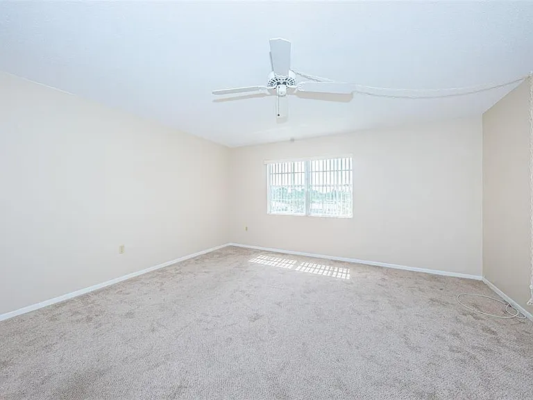 1706 Belleair Forest Dr #322 — Photo 9