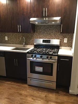 Rented by FAR Property Management | media 9