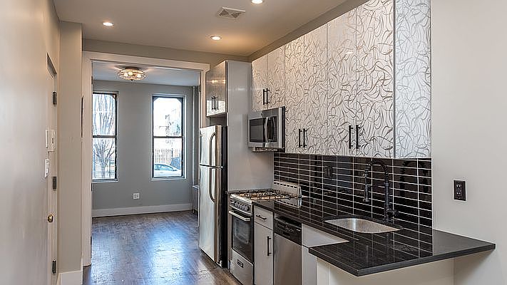 1st image of 368 Chauncey St APT 1L