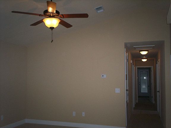 3rd image of 804 E Baars St