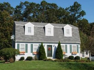 51 Rocco Dr, Blackstone, MA 01504