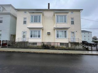 7 Fruit St, Fall River, MA 02723