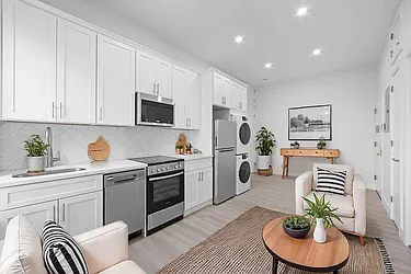 70 East Tenth Street, #3F
