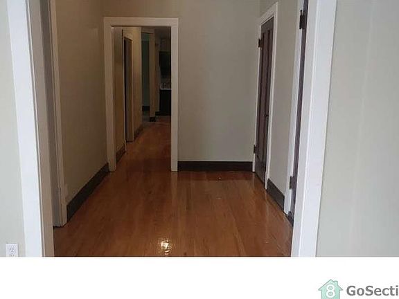 5th image of 10956 S Vernon Ave #2