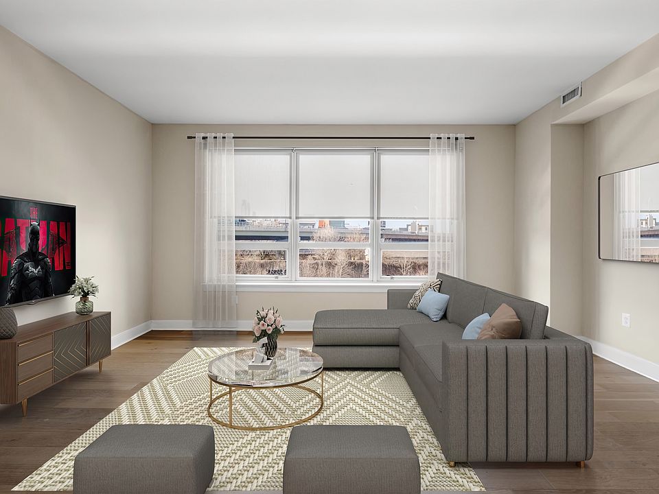 1st image of 254 N Columbus Blvd #X