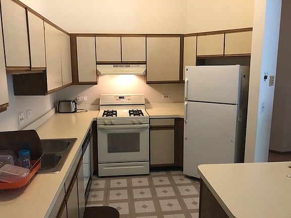 4th image of 1539 Raymond Dr APT 203