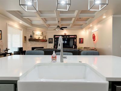 10805 NW 28th St, Yukon, OK, 73099